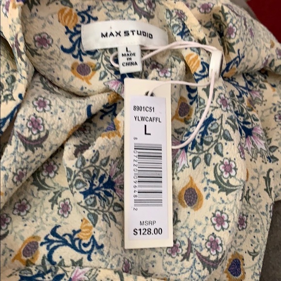 Max Studio asymmetrical wrap around floral dress - Picture 7 of 8